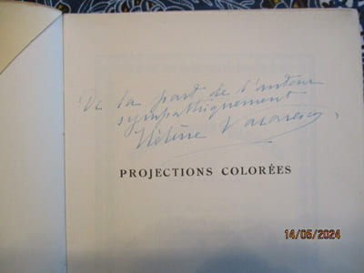 Projections colorées. 15 conférences. Les parfums de l'Italie. Princesses de légende. Au pays des fées.