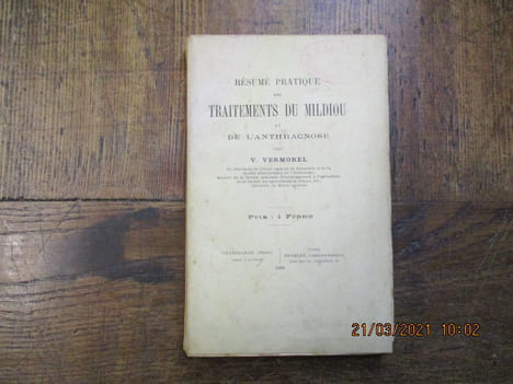 Résumé pratique des traitements du mildiou et de l'anthracnose.. VERMOREL (V.)