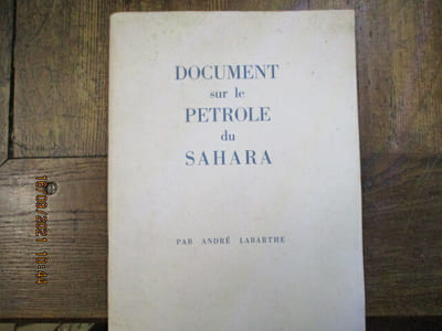 Document sur le pétrole du Sahara.