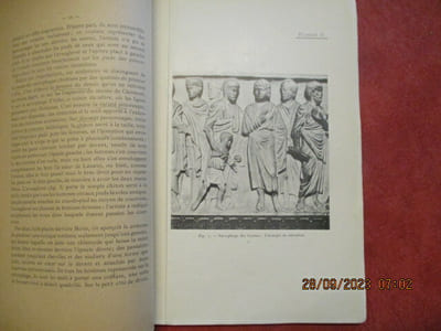 Etudes archéologiques. Le sarcophage des Carmes-Déchaux. Les anciens inventaires de la cathédrale. La Bible historiée de Clermont.