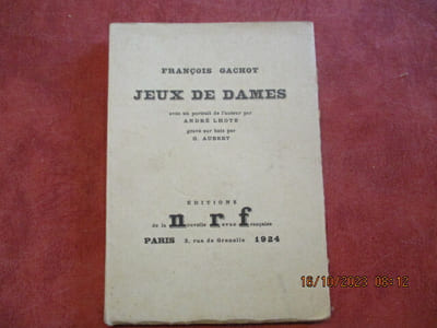 Jeux de dames.