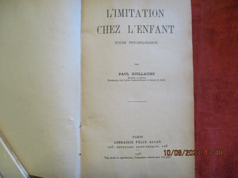L'imitation chez l'enfant. Etude psychologique. . GUILLAUME (Paul)