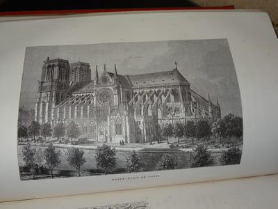 LES PLUS BELLES ÉGLISES DU MONDE