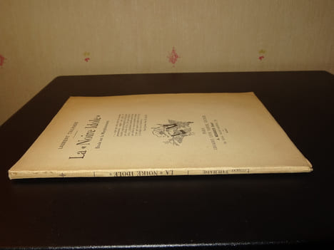 LA "NOIRE IDOLE" - ÉTUDE SUR LA MORPHINOMANIE - ÉDITION ORIGINALE. TAILHADE Laurent