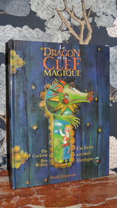 LE DRAGON ET LA CLEF MAGIQUE - LIVRE ANIMÉ - POP-UP