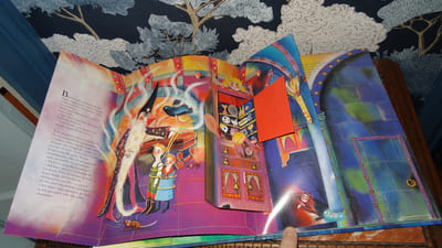 LE DRAGON ET LA CLEF MAGIQUE - LIVRE ANIMÉ - POP-UP