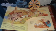 DINOTOPIA - POP-UP BOOK. GURNEY James