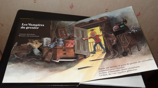 LES VAMPIRES DU GRENIER - LIVRE ANIMÉ EN RELIEF - POP-UP