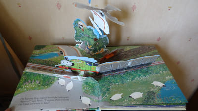 THOMAS'S BIG RAILWAY POP-UP BOOK