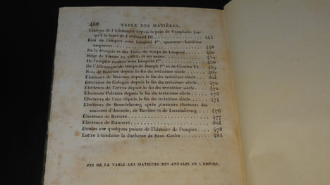 ANNALES DE L'EMPIRE DEPUIS CHARLEMAGNE. VOLTAIRE