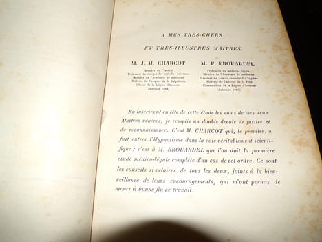 L'HYPNOTISME ET LES ÉTATS ANALOGUES AU POINT DE VUE MÉDICO-LÉGAL. DE LA TOURETTE Gilles