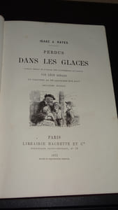 PERDUS DANS LES GLACES