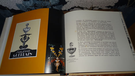GUERLAIN - ALBUM DU CENT CINQUANTENAIRE (1828-1978) - CHRONIQUE PARFUMÉE DU TEMPS QUI PASSE. COLLECTIF
