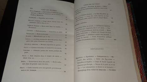 HISTOIRE DES INHUMATIONS CHEZ LES PEUPLES ANCIENS ET MODERNES. FAVROT Docteur