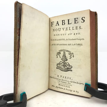 Fables nouvelles, dédiées au Roy, avec un discours sur la fable.. HOUDAR DE LA MOTTE (Antoine)