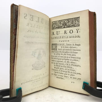 Fables nouvelles, dédiées au Roy, avec un discours sur la fable.. HOUDAR DE LA MOTTE (Antoine)