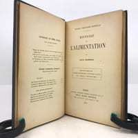 Histoire de l’alimentation. Substances alimentaires - Procédés de conservation - Histoire de la cuisine - Pain - Boissons - Service des repas.