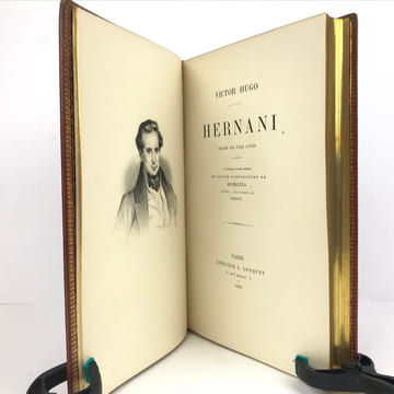 Hernani. Drame en cinq actes. . HUGO (Victor) Devéria, Michelena.