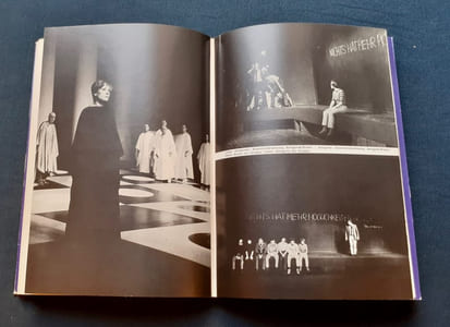 Antigonae/ Antigone. 2 Texte. 2 Inszenierungen. 1 theaterabend.