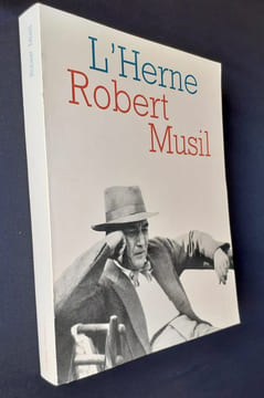 Robert Musil - Cahier de l'Herne dirigé par Marie-Louise Roth et Roberto Olmi. . MUSIL (Robert) -