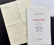 Tablettes 1885-1895 : Vers et Prose : Anciennetés - Pages anciennes - Reliefs - Le livre de Psyché - Les Reposoirs de la procession - Tablettes -   par SAINT- POL- ROUX - 