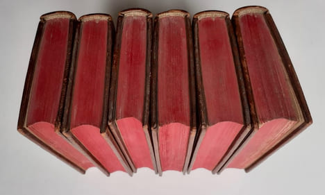 Oeuvres de Clément Marot valet de chambre de François Ier. Roy de France, revues sur plusieurs manuscrits, & sur plus de quarante éditions ; et ...