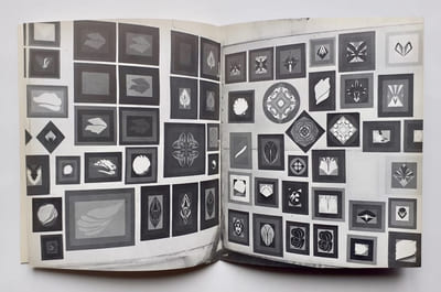 Shape as form : nouvelles peintures de Jack Youngerman.  