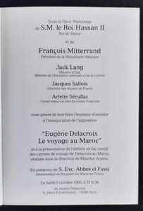 Carton d'invitation à l'inauguration + documentation illustrée en couleurs autour de l'exposition "Eugène Delacroix, le voyage au Maroc" présentée au Musée Delacroix du 07 octobre 1992 au 04 janvier 1993.