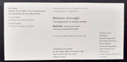Carton d'invitation à l'inauguration + dossier de presse de l'exposition "Mémoires d'aveugles. L'autoportrait et autres ruines. Parti pris : dessins du Louvre choisis par Jacques Derrida". Musée du Louvre, du 26 octobre 1990 au 21 janvier 1991.  par DERRIDA (Jacques).  - Image 2