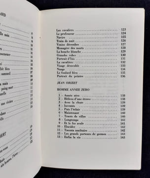 12 poètes sans impatience. Textes inédits. . BANCQUART (Marie-Claire). BOSQUET (Alain). DALLE NOGARE (Pierre). HREGLICH (Bernard). IZOARD (Jacques). ...