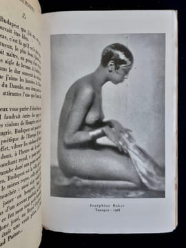Les Mémoires de Joséphine Baker, recueillis et adaptés par Marcel Sauvage.. BAKER (Joséphine). SAUVAGE (Marcel).