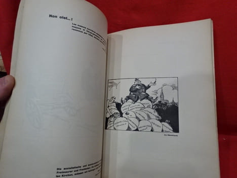 À petit feu. Dessins de RAM. . [ALSACE] - RAM