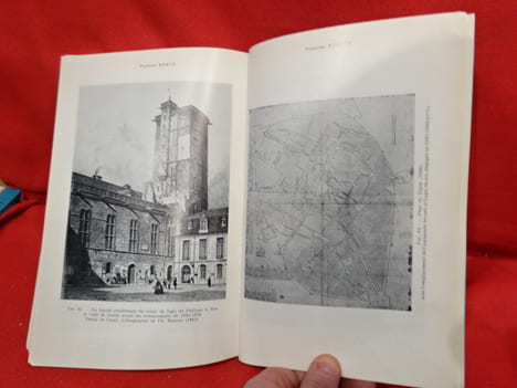 La construction du palais des états de Bourgogne et de la place royale à Dijon (1674-1725). . [HISTOIRE] - BEAUVALOT (Yves)