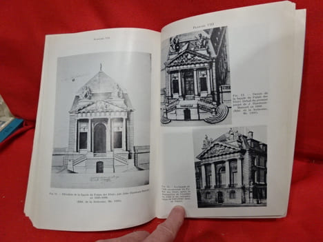 La construction du palais des états de Bourgogne et de la place royale à Dijon (1674-1725). . [HISTOIRE] - BEAUVALOT (Yves)