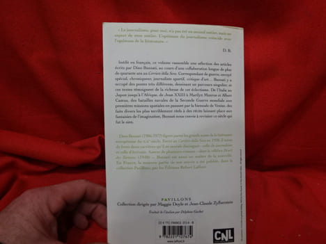 Chroniques terrestres. Articles et nouvelles. . [LITTERATURE] - BUZZATI (Dino)