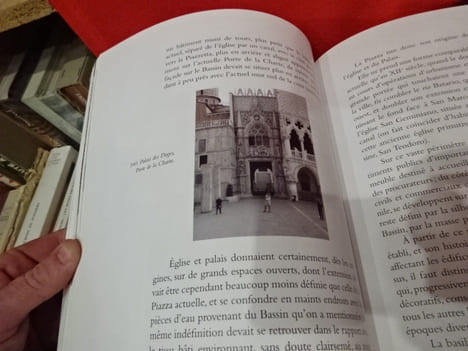 Venise est une ville. . [ART] - MANCUSO (Franco)