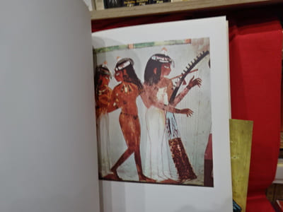 Egypte peintures des tombeaux et des temples.