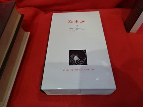 Zoologie-Tomes I, II, III et IV. . [SCIENCE] - SOUS LA DIRECTION DE PIERRE-PAUL GRASSÉ, DE L'INSTITUT, ET D'ANDRÉE TÉTRY