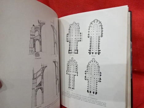 L'art français. Moyen-âge, origines-Art roman-Art gothique du XIIIèmesiècle. . [ART] - SCHNEIDER (René)