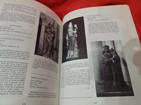 Les trésors d'un millénaire. Dixsiècle d'art autour de la cathédrale. 990-1990 Millénaire de la cathédrale de Verdun. . [LORRAIN] - ASSOCIATION ...