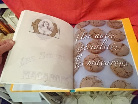 Les bergamotes de Nancy. . [LORRAIN] - BARROT (Alain)