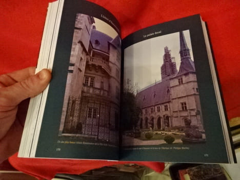 Nancy du bourg castral à la communauté urbaine. 1000 ans d'histoire. Les événements-Les Lieux-Les hommes. . [LORRAIN] - BOQUILLON-GUYON-ROTH