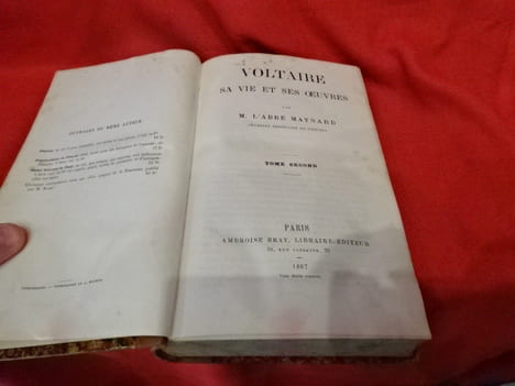 Voltaire sa vie et ses oeuvres. . [HISTOIRE] - MAYNARD (L'Abbé)