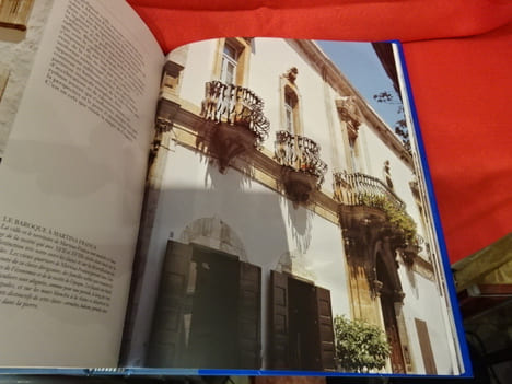 La Pouille, tourisme, histoire, art, folklore. . [ART] - MOLA (Stefania)