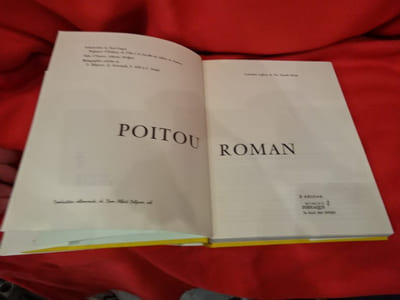 Poitou Roman. 