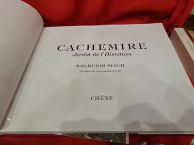 Cachemire. Jardin de l'Himalaya. 