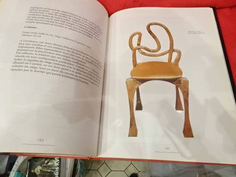 Le mobilier surréaliste. . [ART] - COSTA VIAPPIANI (Pietro)