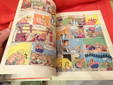 Le cadeau de César. . [BANDE DESSINEE] - GOSCINNY (René), UDERZO (Albert)