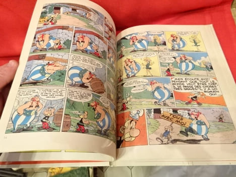 Le cadeau de César. . [BANDE DESSINEE] - GOSCINNY (René), UDERZO (Albert)