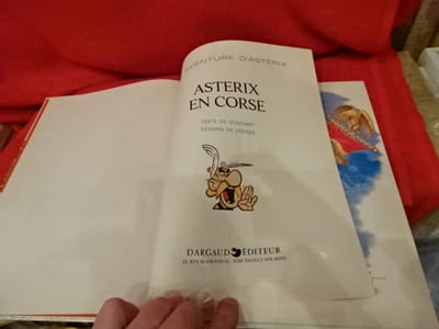 Astérix en Corse. 